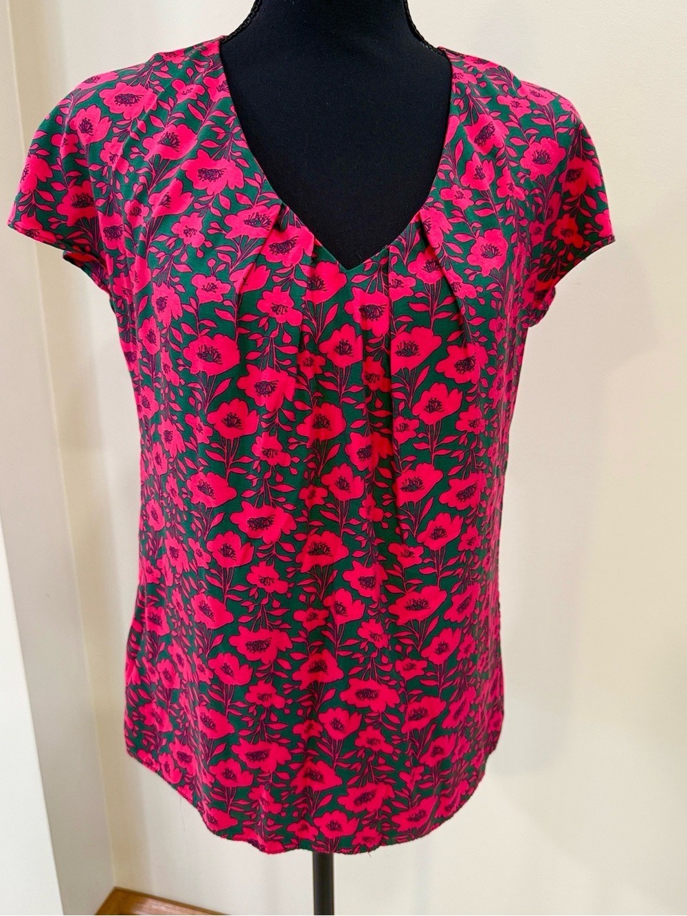Boden Women’s Size 4 Floral Ravello Silk Blend Pleated Top Blouse